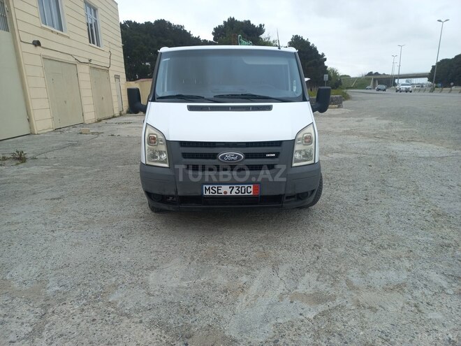 Ford Transit-1
