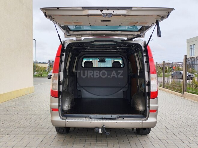 Mercedes Vito-17