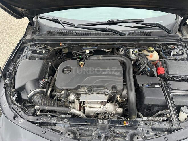 Chevrolet Malibu-17