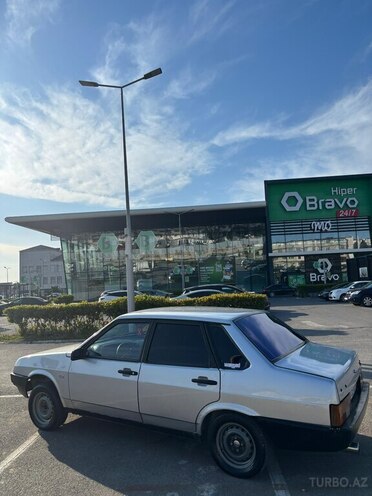 LADA (VAZ) 21099-8