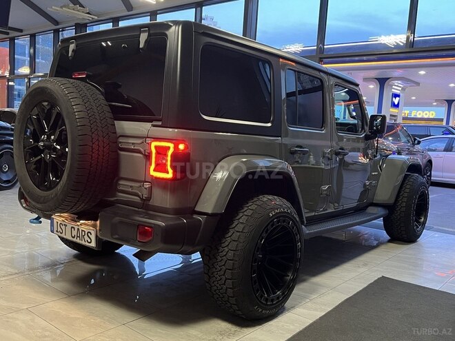 Jeep Wrangler-8
