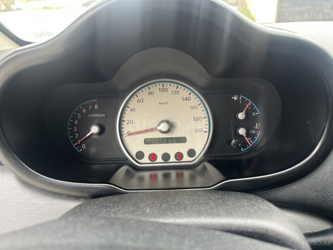 Hyundai i10-3