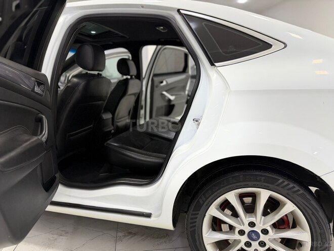 Ford Mondeo-20