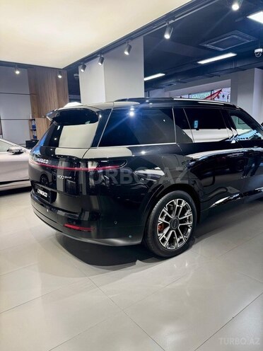Lynk & Co 900-3