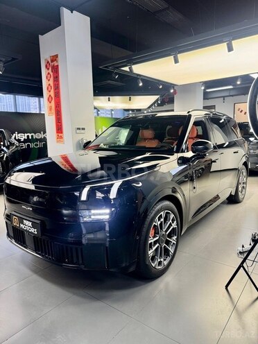 Lynk & Co 900-11