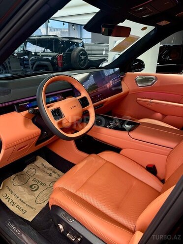 Lynk & Co 900-14