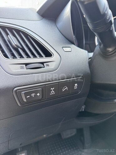 Hyundai ix35-8