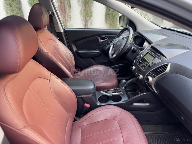 Hyundai ix35-7