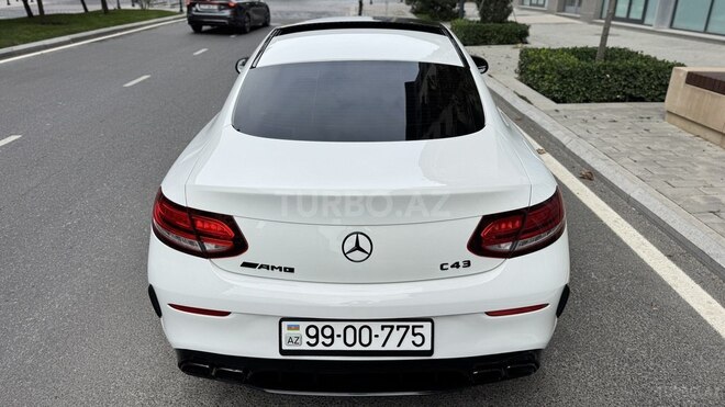 Mercedes C 43 AMG 4MATIC-16