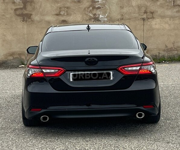 Toyota Camry-2