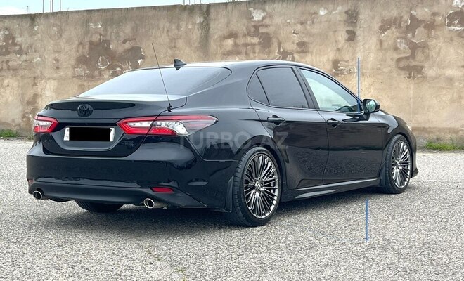 Toyota Camry-6
