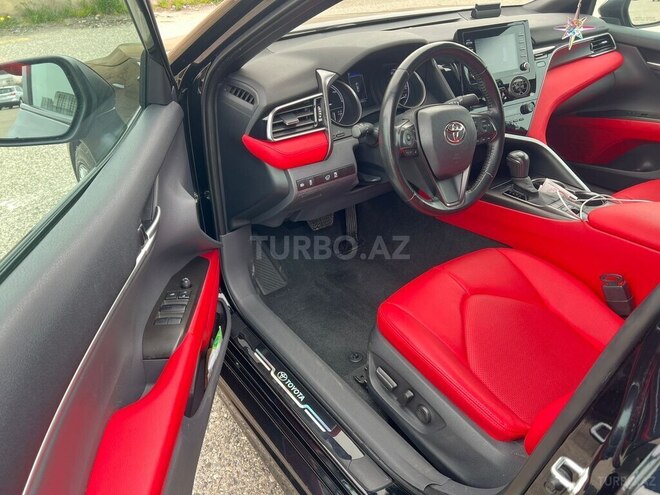 Toyota Camry-3