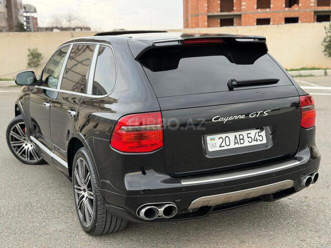 Porsche Cayenne-4