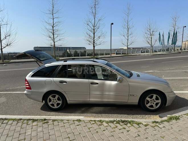 Mercedes C 200 2001, 375,000 km - 2.2 l - Bakı