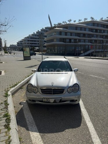 Mercedes C 200 2001, 375,000 km - 2.2 l - Bakı