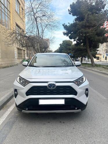Toyota RAV4-1