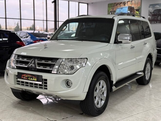 Mitsubishi Pajero-5