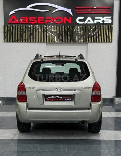 Hyundai Tucson-12