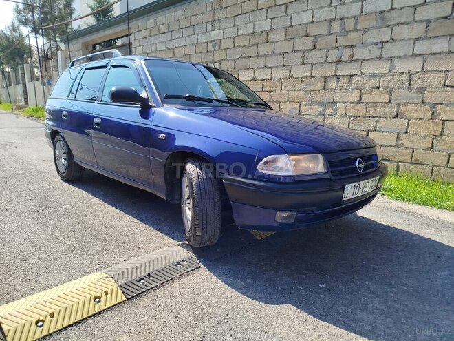 Opel Astra-9