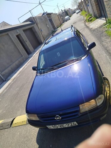 Opel Astra-13