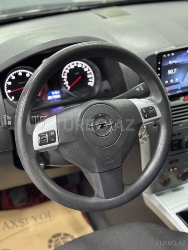 Opel Astra-16