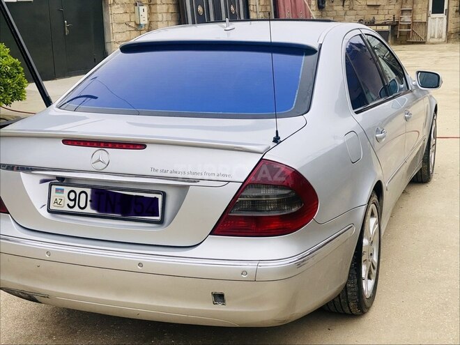 Mercedes E 220-6