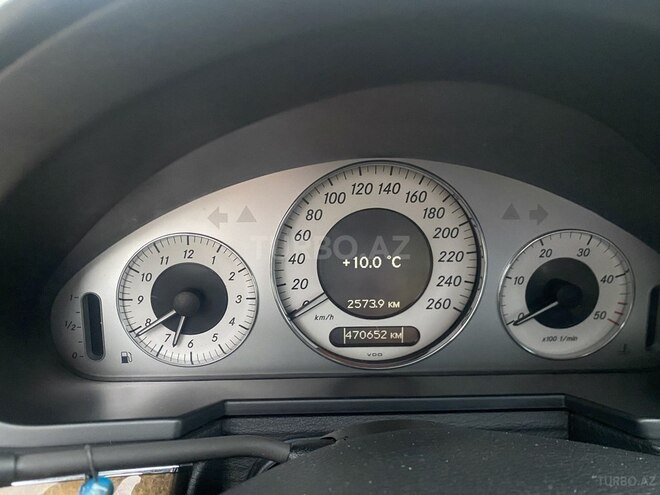 Mercedes E 220-7