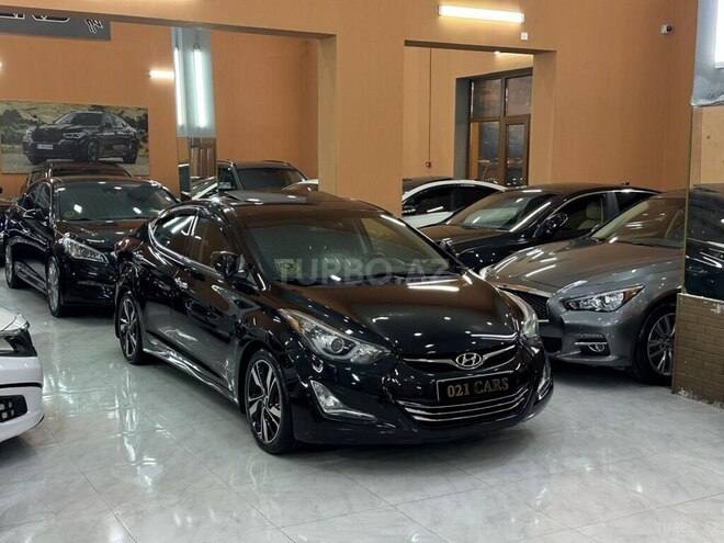 Hyundai Elantra-4