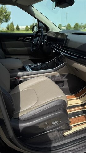 Kia Carnival-15