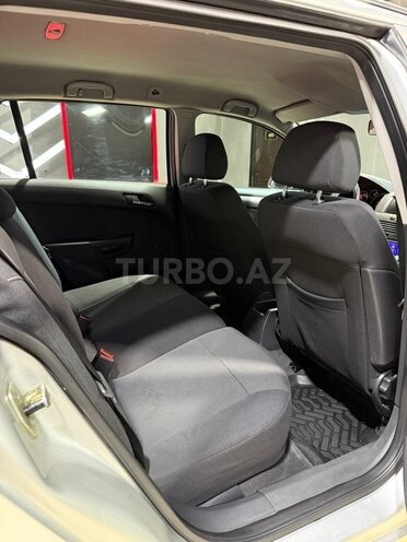 Opel Astra-17
