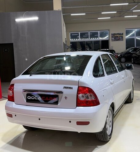 LADA (VAZ) Priora-8