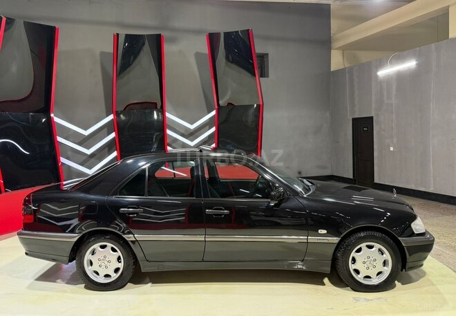 Mercedes C 180-4