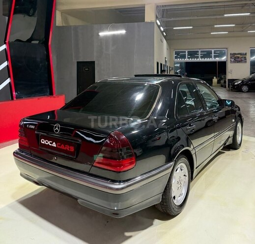 Mercedes C 180-7