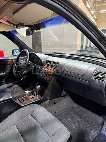 Mercedes C 180-10