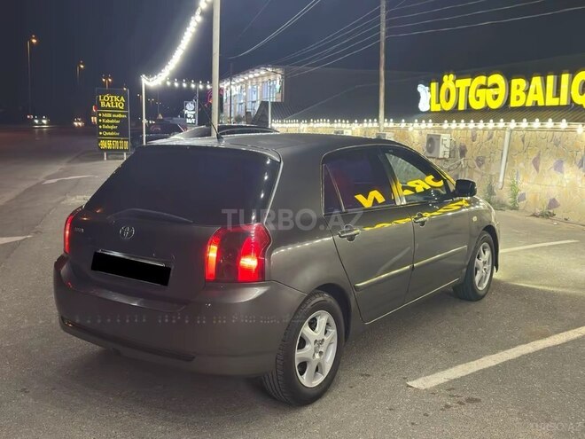 Toyota Corolla-11