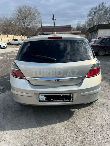 Opel Astra-2
