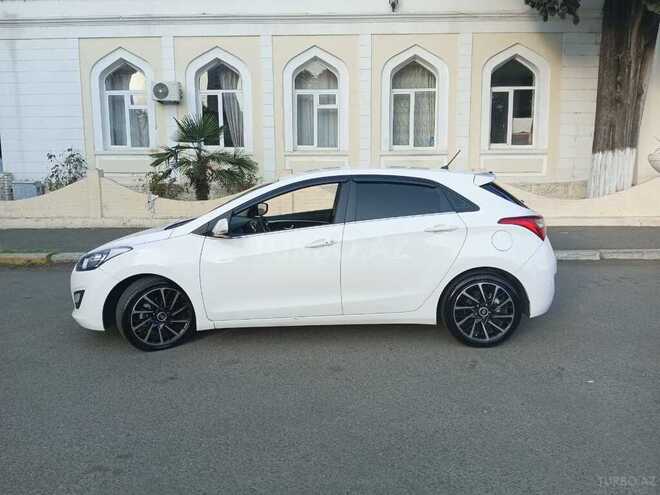 Hyundai i30-3