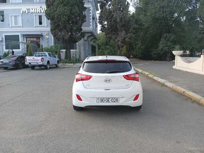 Hyundai i30-6