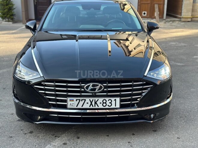 Hyundai Sonata-1