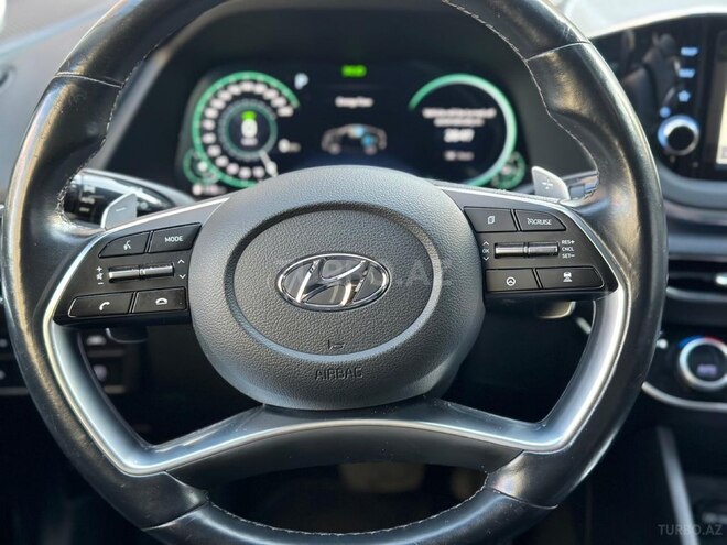 Hyundai Sonata-15