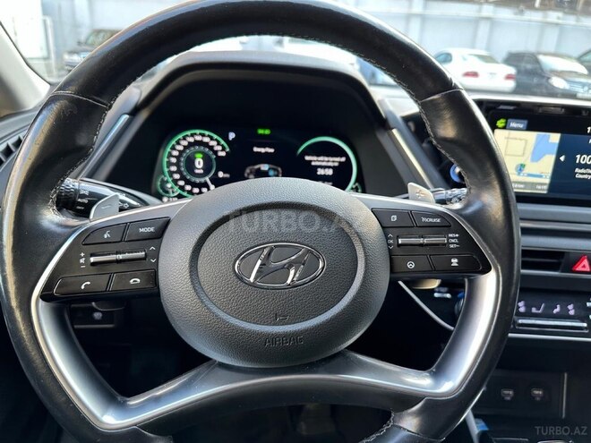 Hyundai Sonata-18