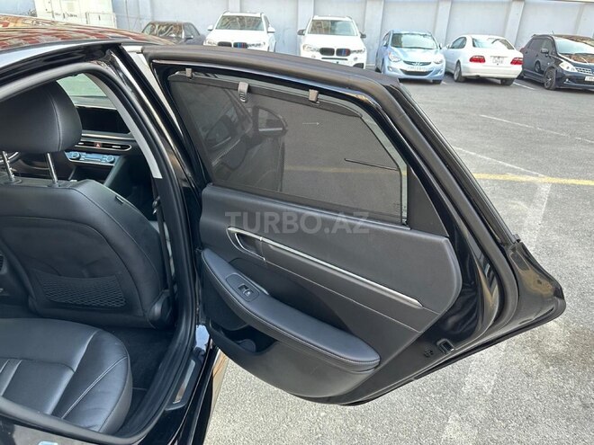 Hyundai Sonata-11
