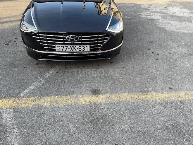 Hyundai Sonata-4