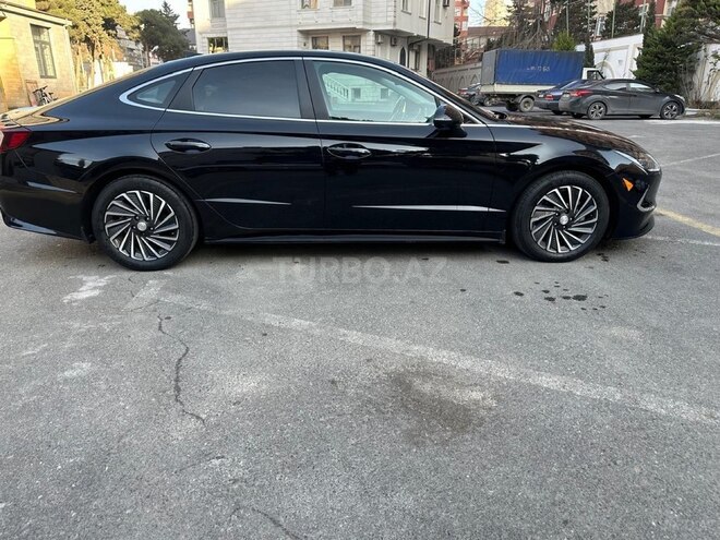 Hyundai Sonata-8