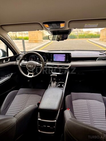 Kia K5-5