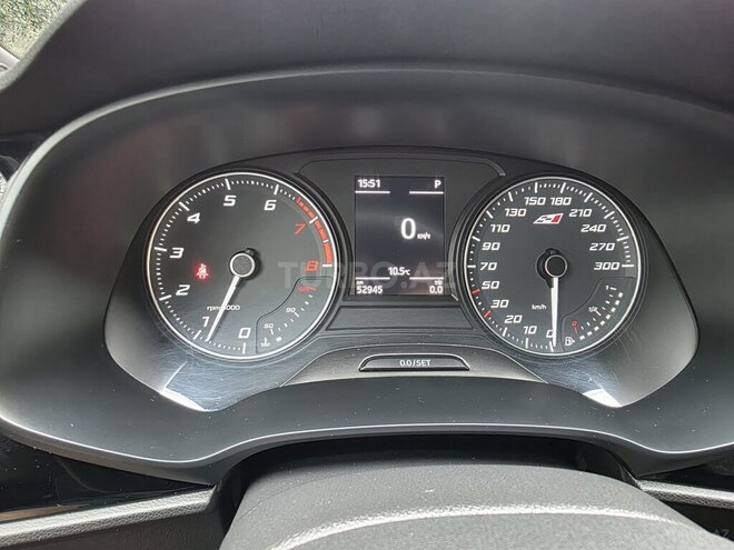 SEAT Leon Cupra-10