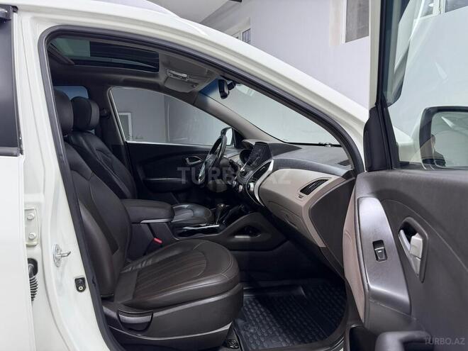 Hyundai ix35-12