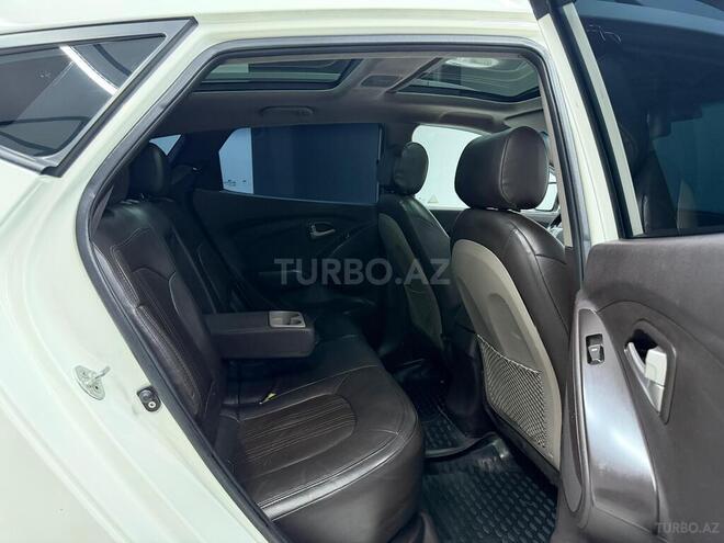 Hyundai ix35-16