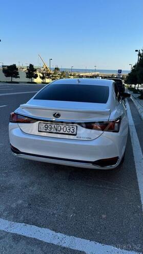 Lexus ES 300h-2