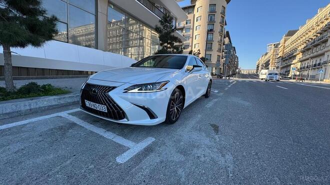 Lexus ES 300h-12